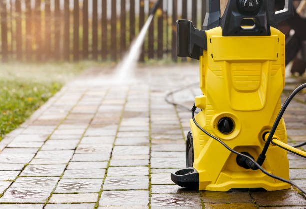 Professional  Pressure Washing Services in State Center, IA